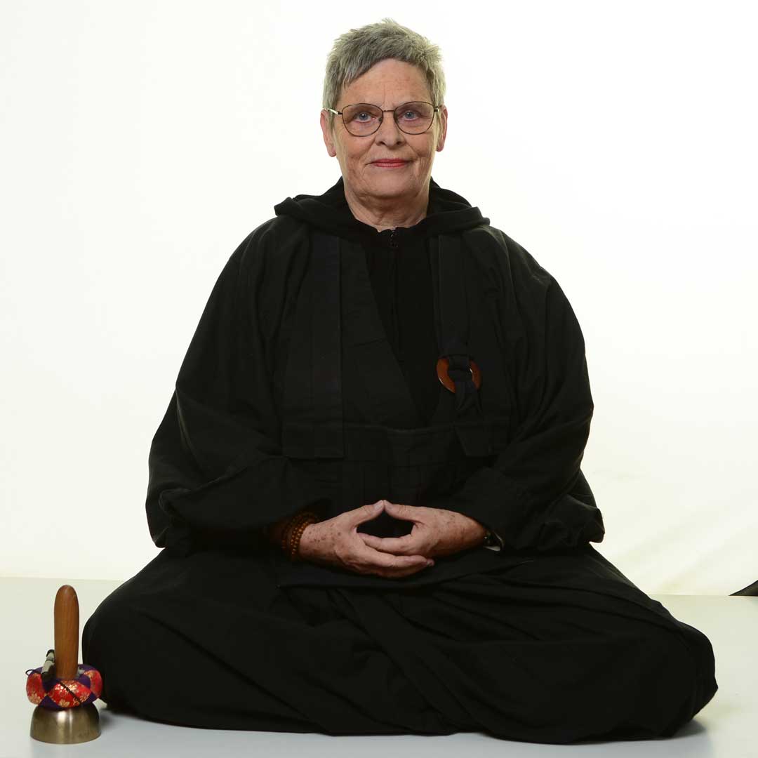 Monika_Winkelmann_Zen_Meditation_Bonn_1080x1080